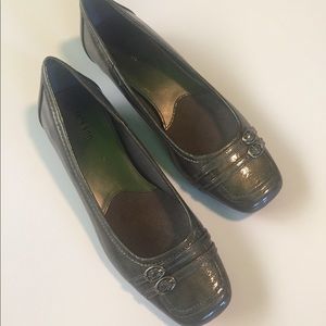 Kate Ann Silver/gray patent, 11 M, $30.